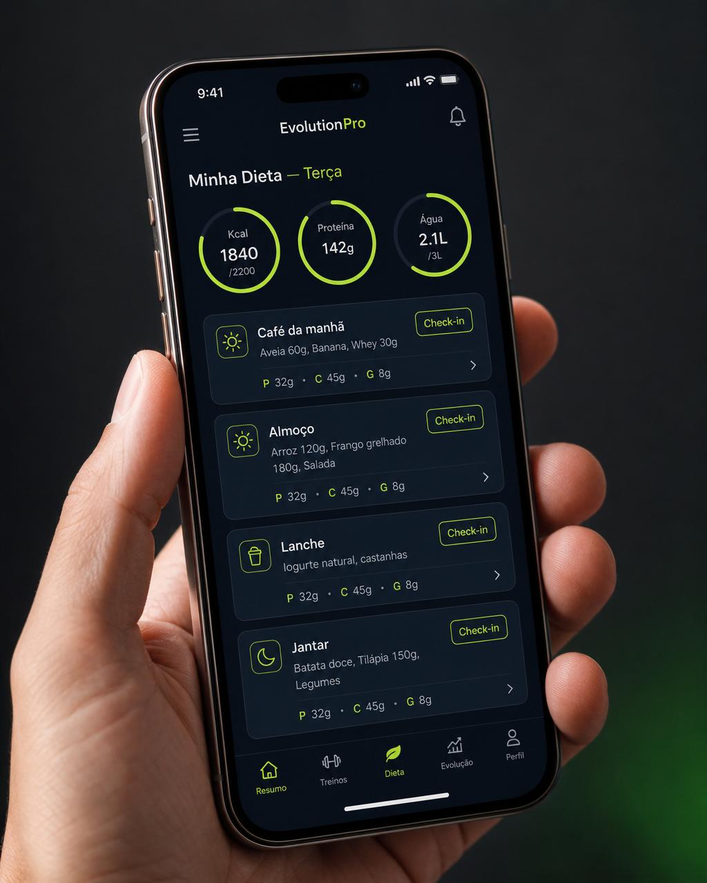 Aluno visualizando a dieta no app EvolutionPro